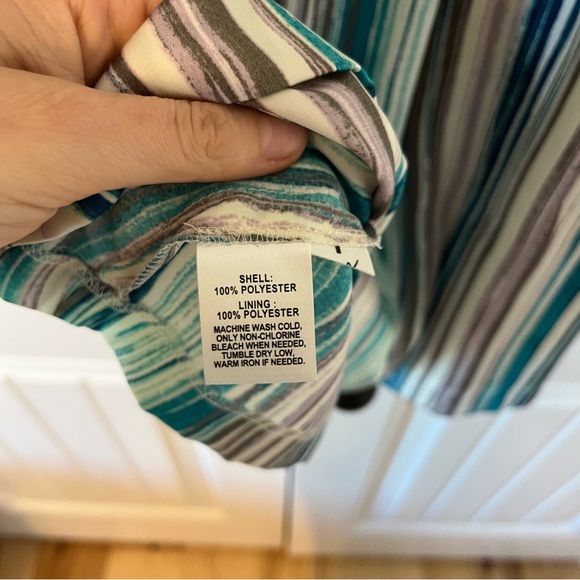 Ann Taylor Loft Striped Satin Flowy Dress Size 6 - Picture 6 of 9